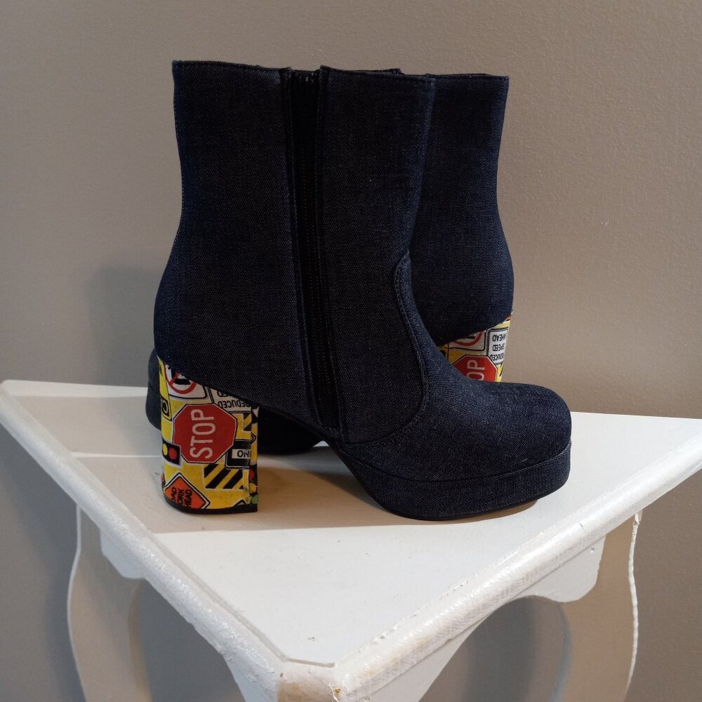 Cartoon Heel Denim Boots - Picture 8 of 9